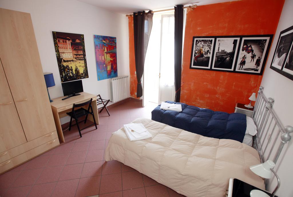 סיינה B&B Le Lupe חדר תמונה