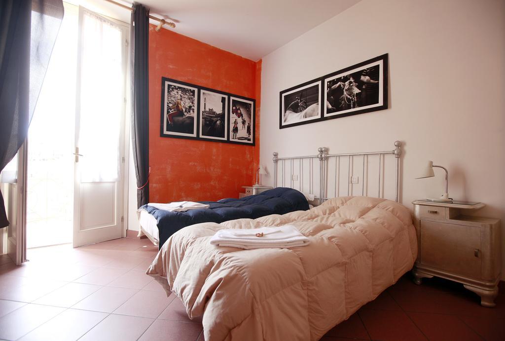 סיינה B&B Le Lupe חדר תמונה